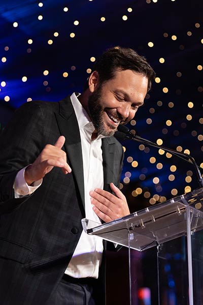 Photo of Pete Proimos speaking at the 2026 Filotimo Foundation Gala