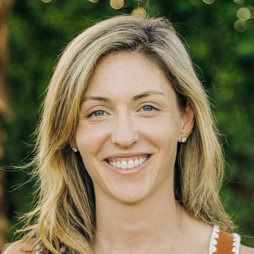 Annie Proimos's headshot